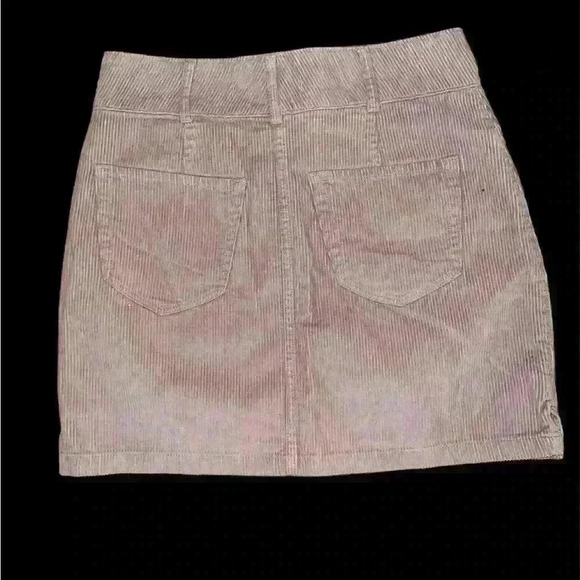 Hollister Corduroy Skirt - Picture 2 of 3